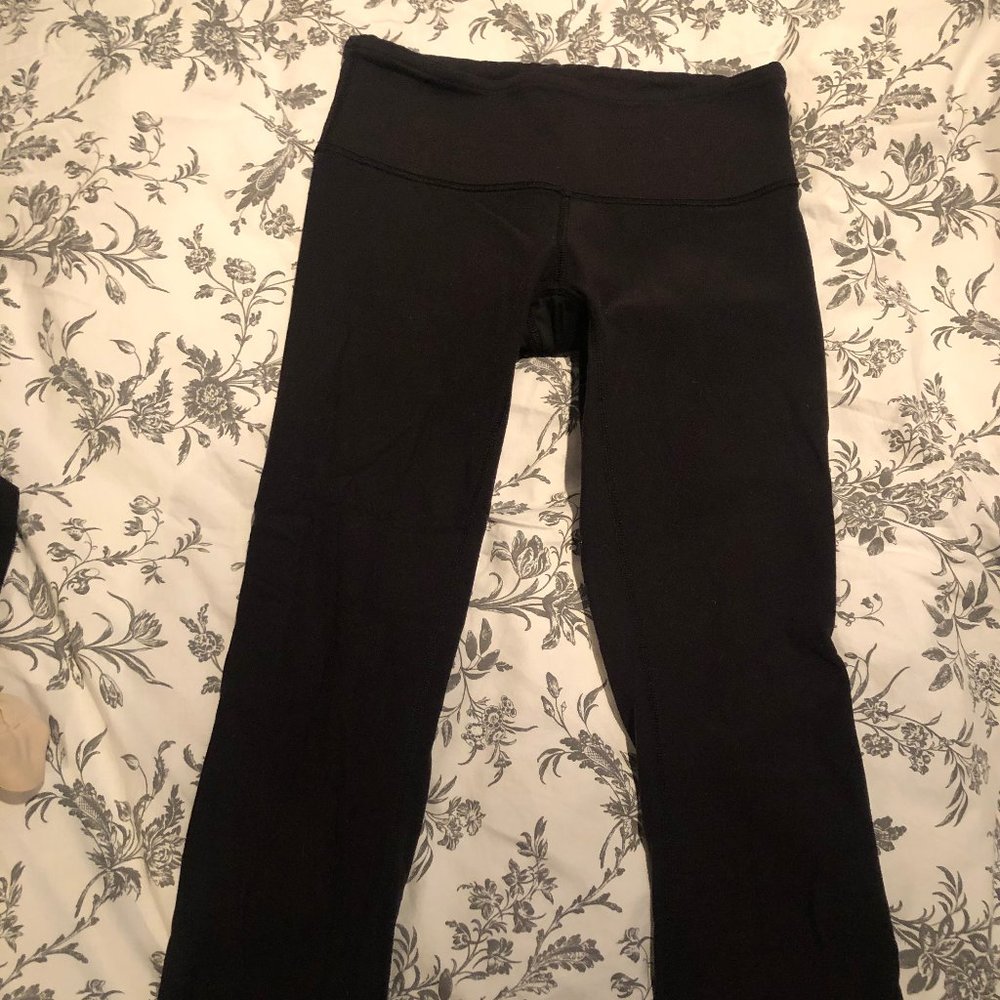 LuluLemon Black Yoga Pants